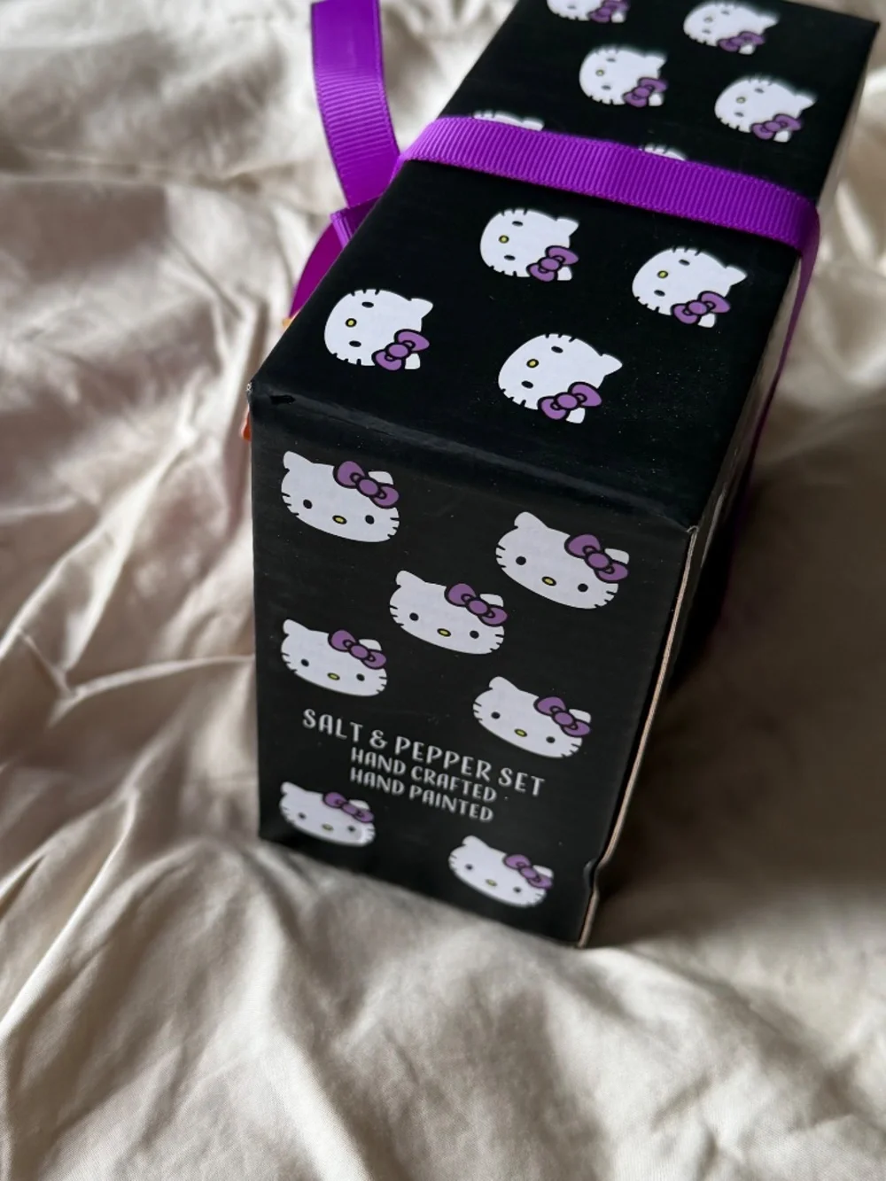Hello Kitty Halloween Blue Sky Salt & Pepper Shakers set